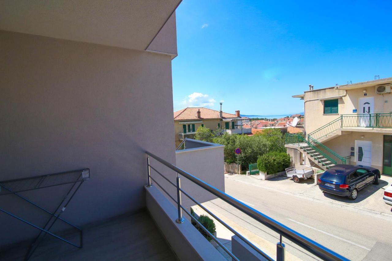 Apartment Bili-Sea View Apartment In The Center Makarska Exterior foto